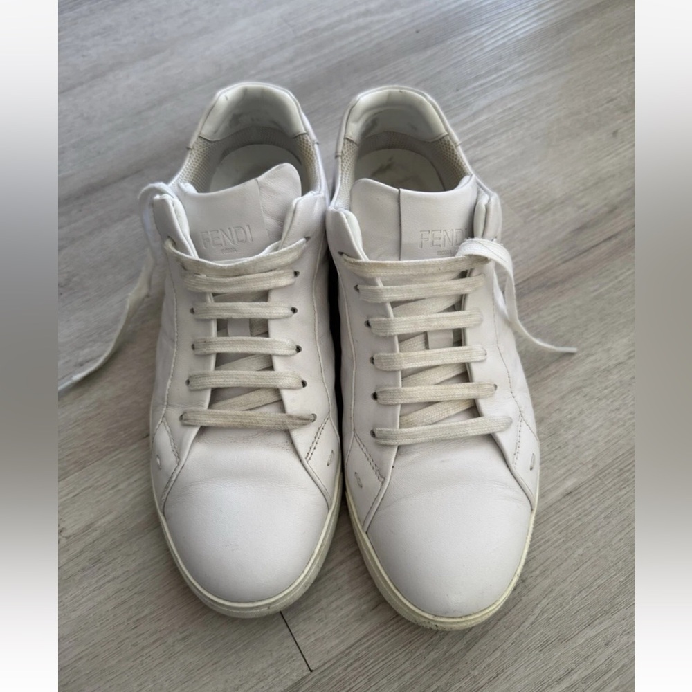 FENDI Low-Top Sneakers White Leather 41 EU/ 7 US Men/10 US Women